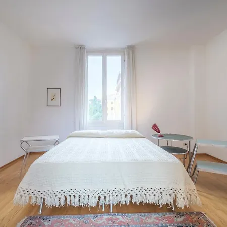 Towers View By Apartment Bologna